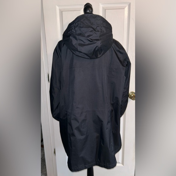 Columbia Black OMNI TECH Waterproof Breathable Mesh Hooded Raincoat - Picture 5 of 16